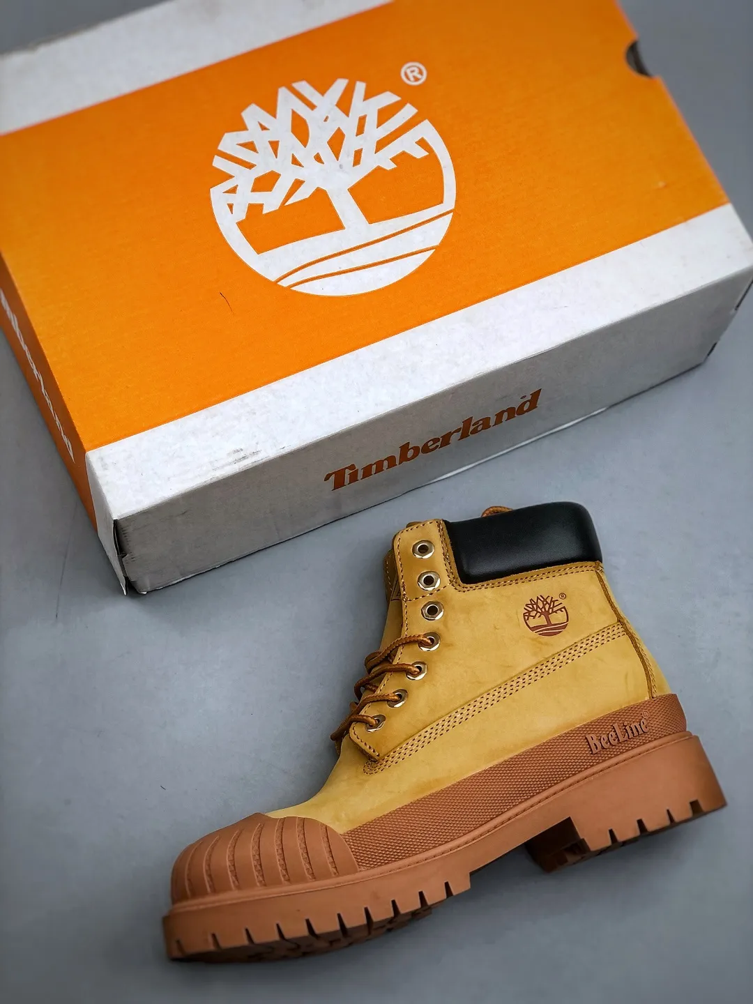 Pick up locally 💰400 Support store Timberland Timberland/Timberland rhubarb boots PREMIUM series simple and comfortable thick sole Martin boots couple style yellow upper frosted waterproof cowhide Guangdong factory quality trend hot style new process upgrade original factory last type export trade order original box original packaging with anti-odor and anti-corrosion high elastic honeycomb latex insole to give you a perfect wearing experience Size: 35 36 37 38 39 40 41 42 43 44 45 (standard code number)